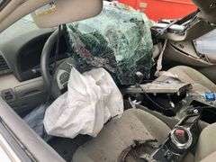 2011 Toyota Camry - rollover wreck * i have the key * storage lien * he brought me the title which is 'jacked up'