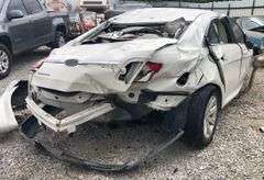 2012 Ford Taurus - rollover wreck * no key * no insurance * storage lien