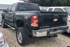 2013 Chevy Silverado - abandoned on private property * I had a key made, the motor runs, sounds good * It won't shift out of park * Could not get mileage to show on dash * storage lien