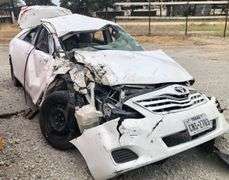 2011 Toyota Camry - rollover wreck * i have the key * storage lien * he brought me the title which is 'jacked up'