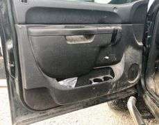 2013 Chevy Silverado - abandoned on private property * I had a key made, the motor runs, sounds good * It won't shift out of park * Could not get mileage to show on dash * storage lien