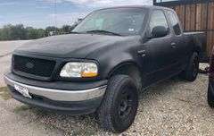 1998 Ford F-150 - rebuilt salvage * good title * i have the key * runs and drives * a/c works, windows don't * 'special edition' truck