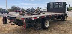 2006 Isuzu NPR - good blue title * transmission bolts fell out, transmission twisted and broke the case & also messed up the motor * Has the 6.0L gas motor from Chevy