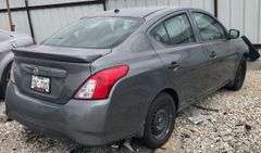 2017 Nissan Versa - wrecked into a tree * i have the key * storage lien