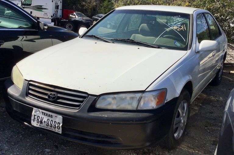 2000 Toyota Camry