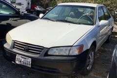 2000 Toyota Camry