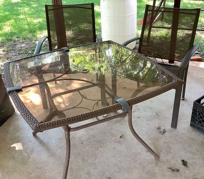 Patio Table with 2 Chairs