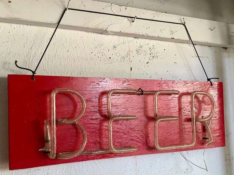 Lighted Beer Sign