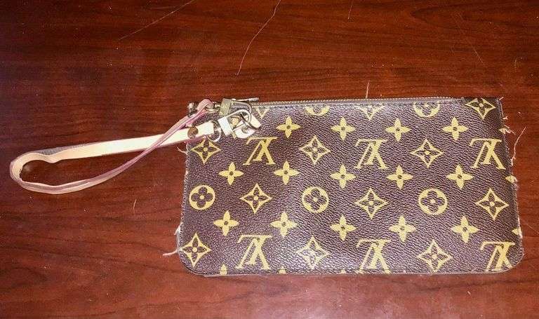 Louis Vitton Purse