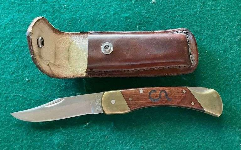 Schrade Folding Knife with Sheath