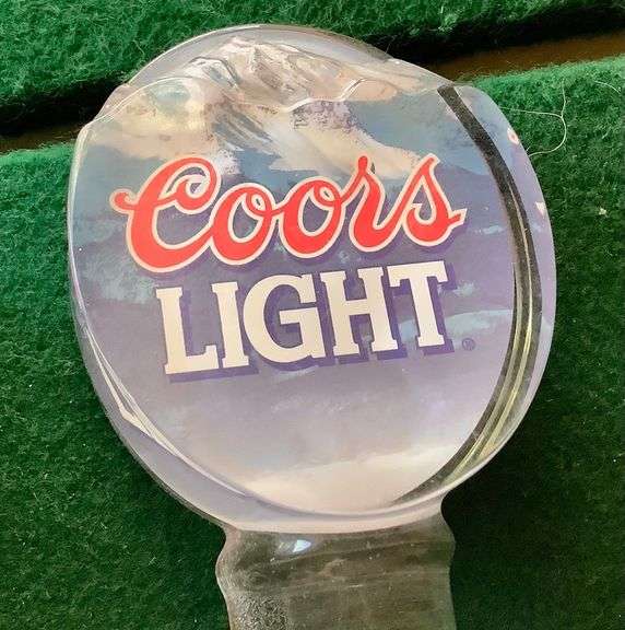 Coors Light and Other Bar Tap Pull