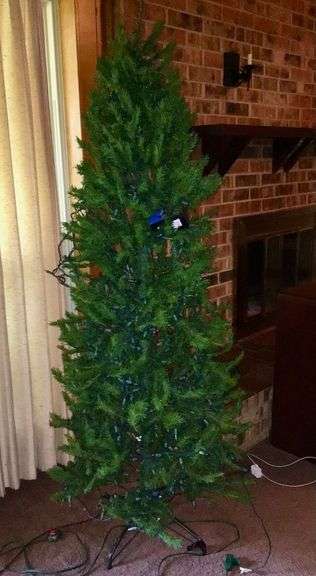 6ft Pre-Lit Christmas Tree