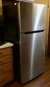 Insignia Model NS-RTM18SS7 Refrigerator/Freezer