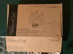 Pampered Chef Decorator Bottle Set