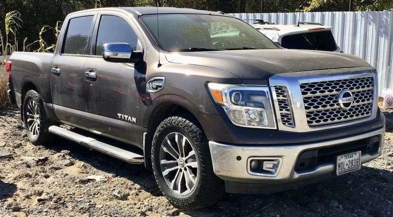 REMOVED * 2017 Nissan Titan * REMOVED image