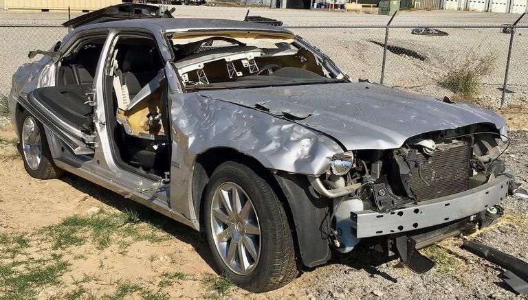 2010 Chrysler 300 image