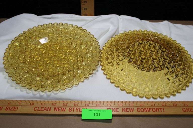 Hobbs, Brockunier & Co. "Daisy & Button" image