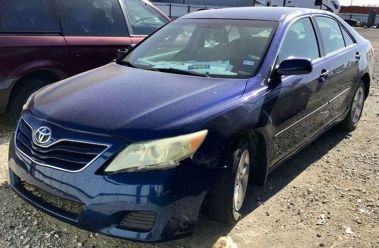 2010 Toyota Camry image