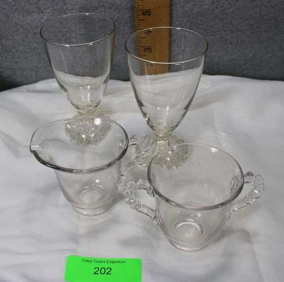 Hand Mill Dishes 4 Pcs image