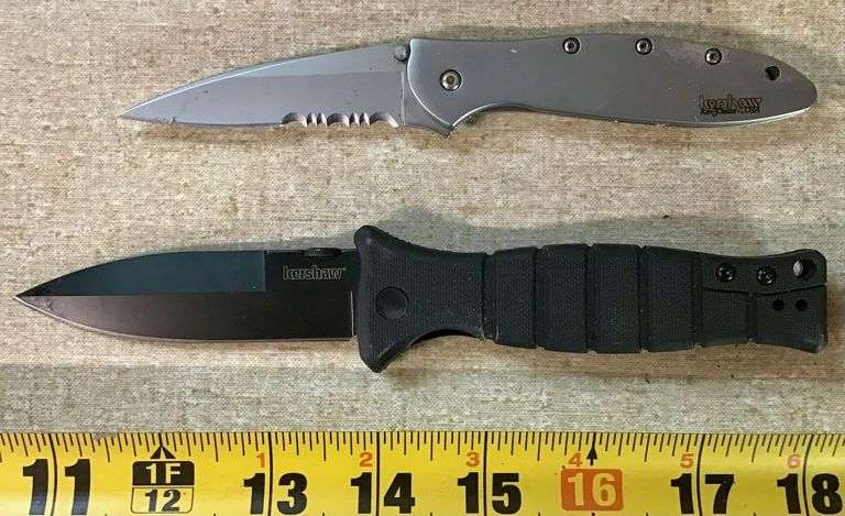 2 Kershaw Folding Knives image