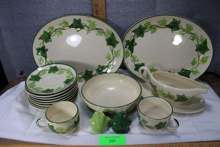 Chipped Franciscan Green Ivy image