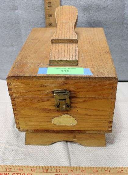 Shoe Shine Kit image