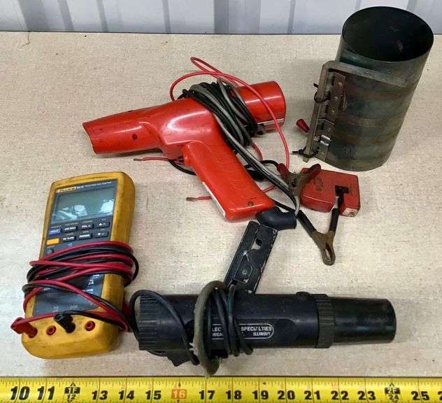 Fluke Multi-Meter and Specialty Tools image