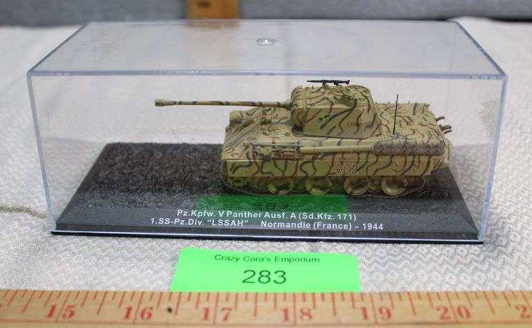 Model Tank image