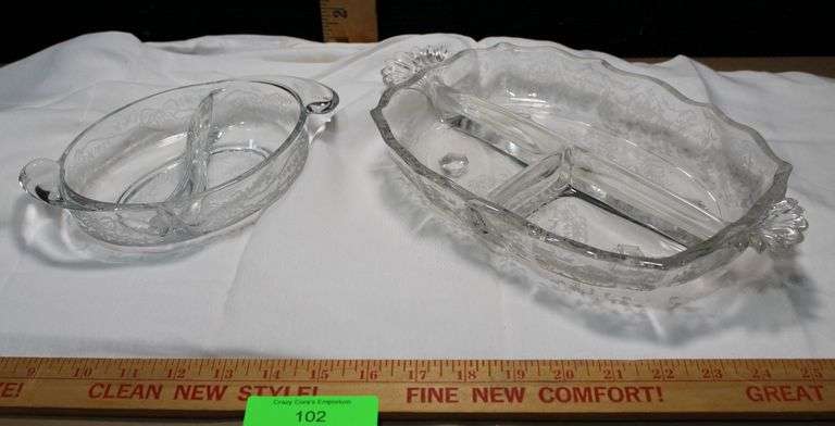 2 Pc Fosteria "Romance" Pattern Etched Crystal image