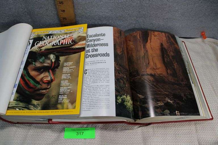 2 Pc 1972 Vol. 141-142 National Geographic image