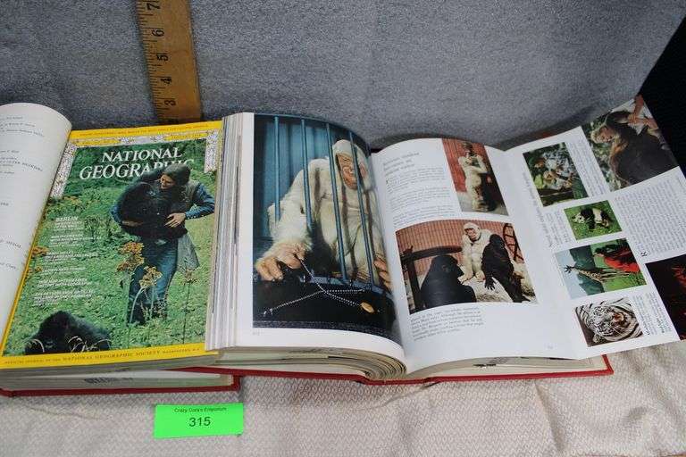 2 Pc 1970 Vol. 137-138 National Geographic image