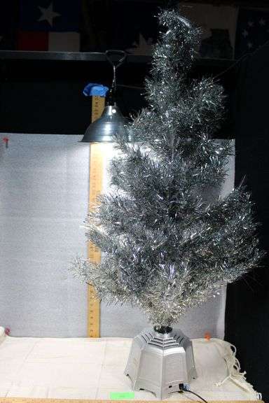 Motorized 3ft Christmas Tree image