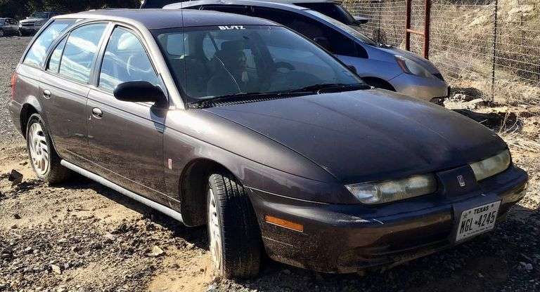 1998 Saturn S-Series image