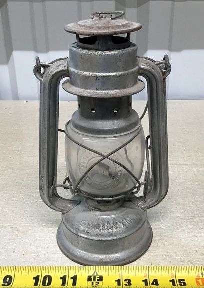 Chalwyn Oil Lantern image