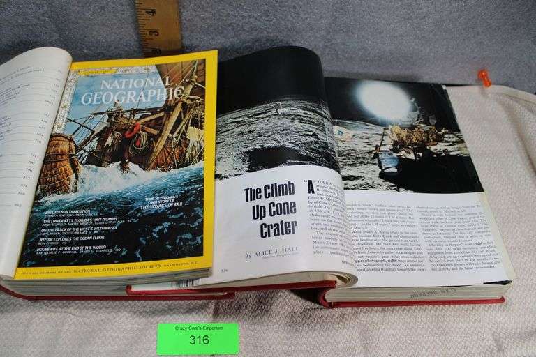 2 Pc 1971 Vol. 139-140 National Geographic image