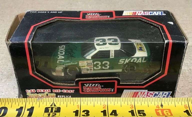 Racing Champions #33 Skoal Die-Cast Car image