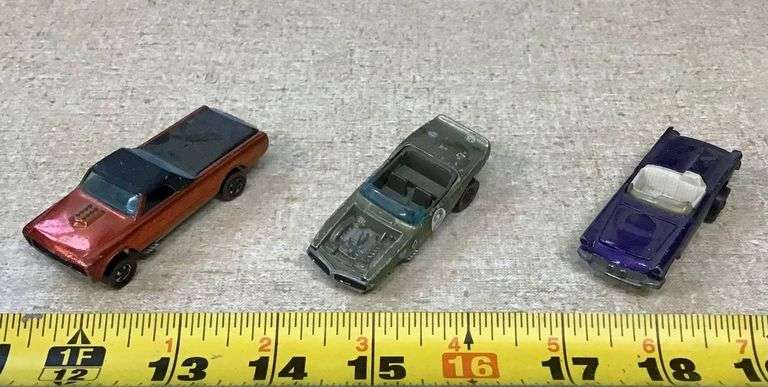 3 Red Line Hot Wheels Cars image