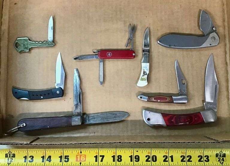 Folding Knife Assortment image