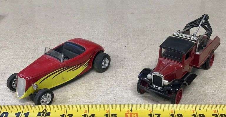 2 Model Cars image