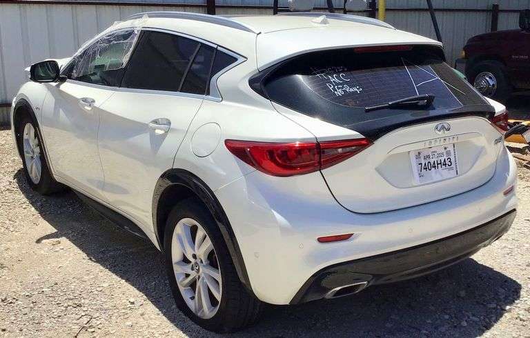 2017 Infiniti QX30