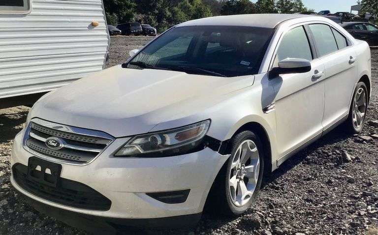 2011 Ford Taurus