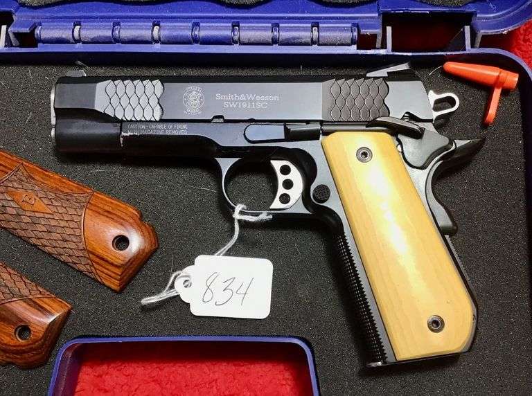 Smith & Wesson SW1911SC - 45ACP