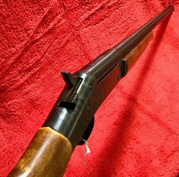 New England Firearms Pardner 681 - 12ga