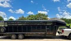 1999 24ft CM Hard Top Stock Trailer
