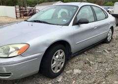 2005 Ford Taurus
