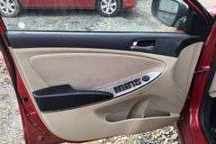 2017 Hyundai Accent