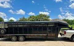 1999 24ft CM Hard Top Stock Trailer