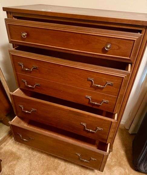 Bedroom Set image