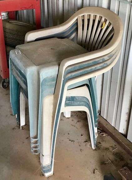 4 Patio Chairs and Side Tables image