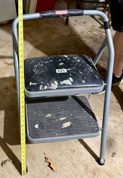 28" 2-Step Ladder image